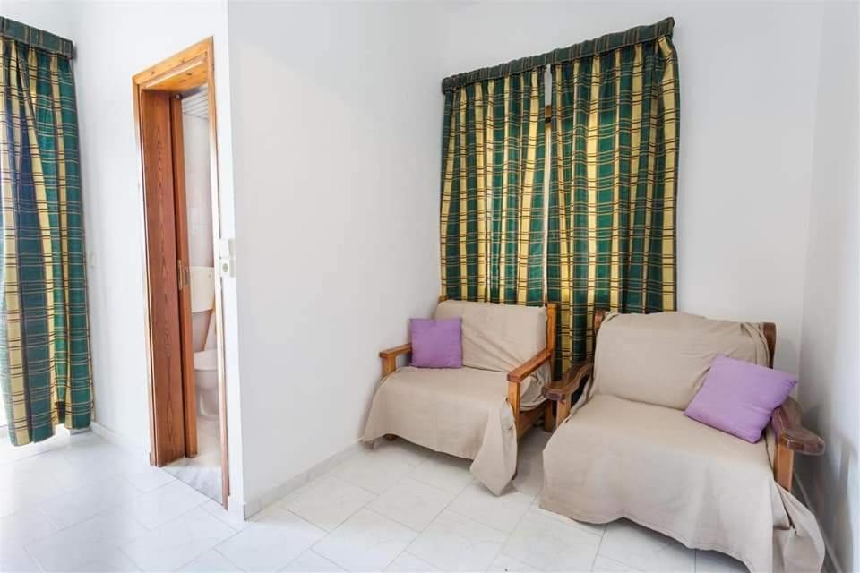 Michalis Litinas Apartments Agia Marina  Exterior photo